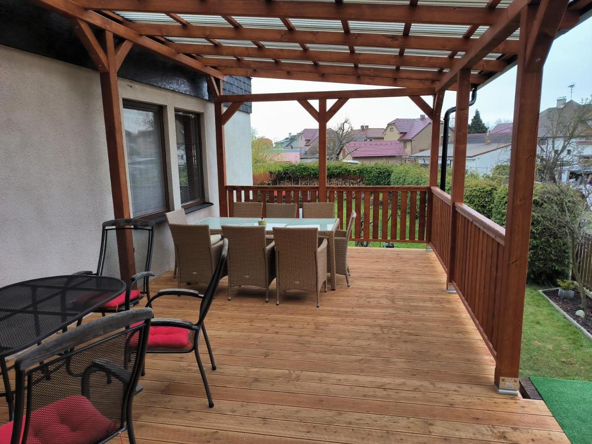 הוילה Recany nad Labem House Of Relax מראה חיצוני תמונה